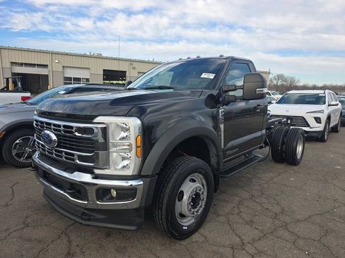 Used 2024 Ford F450 XL w/ XL Chrome Package image 1