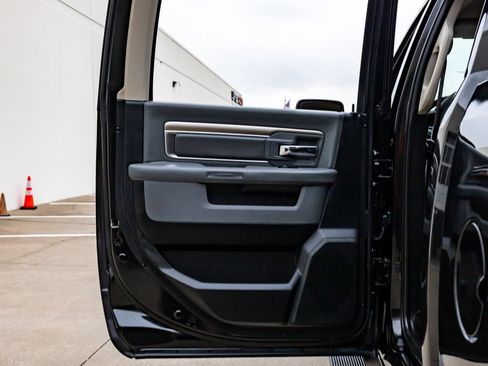 Used 2017 RAM 1500 Lone Star AWD/4WD image 37