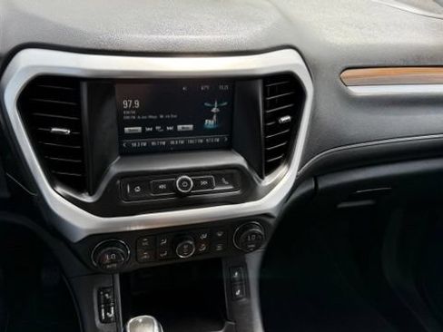 Used 2017 GMC Acadia SLE AWD/4WD image 35