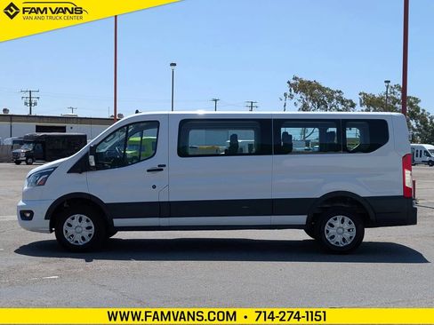 Used 2023 Ford Transit 350 XLT RWD image 4