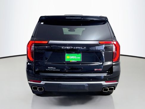 Used 2026 GMC Yukon Denali AWD/4WD image 8