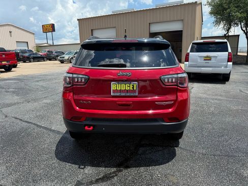 Used 2020 Jeep Compass Trailhawk image 6