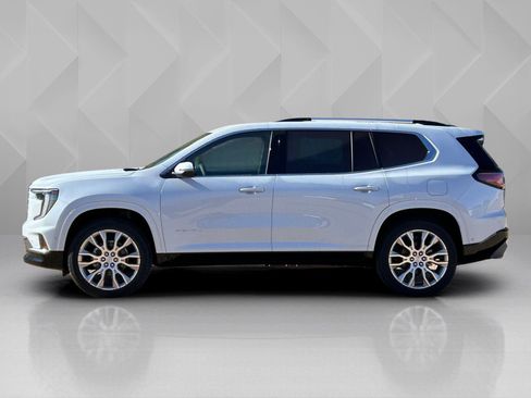 New 2026 GMC Acadia Denali w/ Super Cruise Package image 8