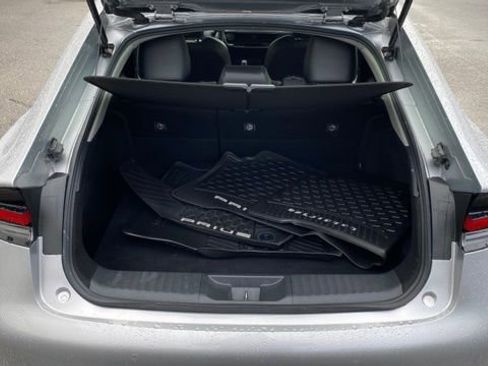 Used 2023 Toyota Prius LE image 4