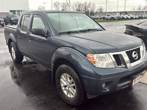 Used 2015 Nissan Frontier SV w/ SV Value Truck Package image 4
