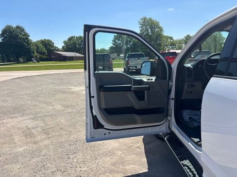 Used 2019 Ford F150 XLT w/ Equipment Group 302A Luxury AWD/4WD image 20