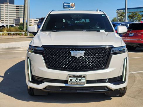 Used 2024 Cadillac Escalade Sport w/ LPO, ONYX Package RWD image 2