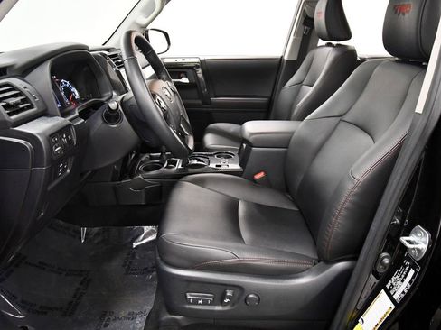 Used 2023 Toyota 4Runner TRD Off-Road Premium w/ Moonroof Package AWD/4WD image 14