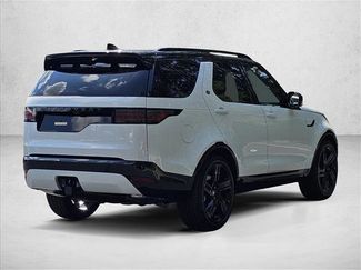 New 2025 Land Rover Discovery Dynamic SE video 2