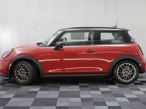 New 2026 MINI Cooper 2-Door Hardtop FWD image 5