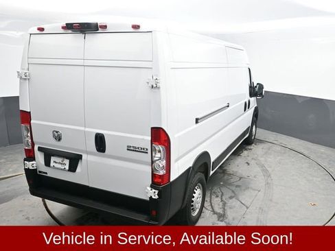 Used 2024 RAM ProMaster 2500 w/ Convenience Group image 27