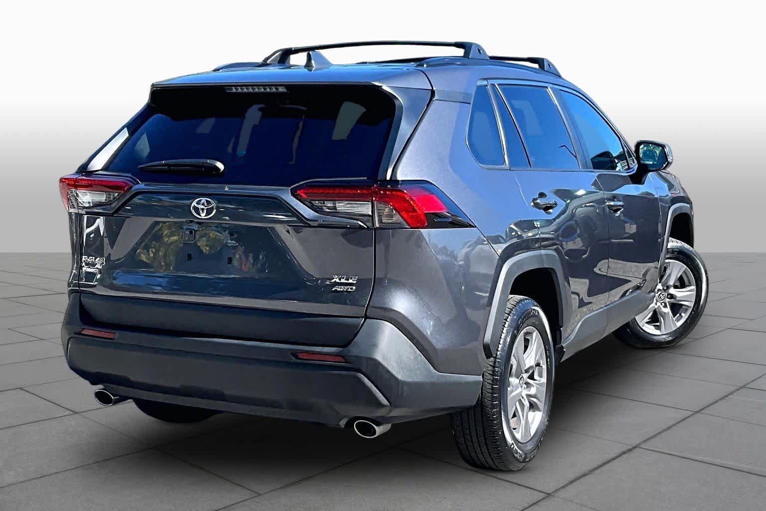 Used 2024 Toyota RAV4 XLE w/ Convenience Package AWD/4WD image 13