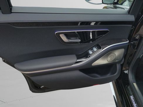 Certified 2023 Mercedes-Benz S 500 4MATIC image 25
