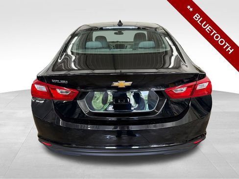 Used 2020 Chevrolet Malibu LS FWD image 4
