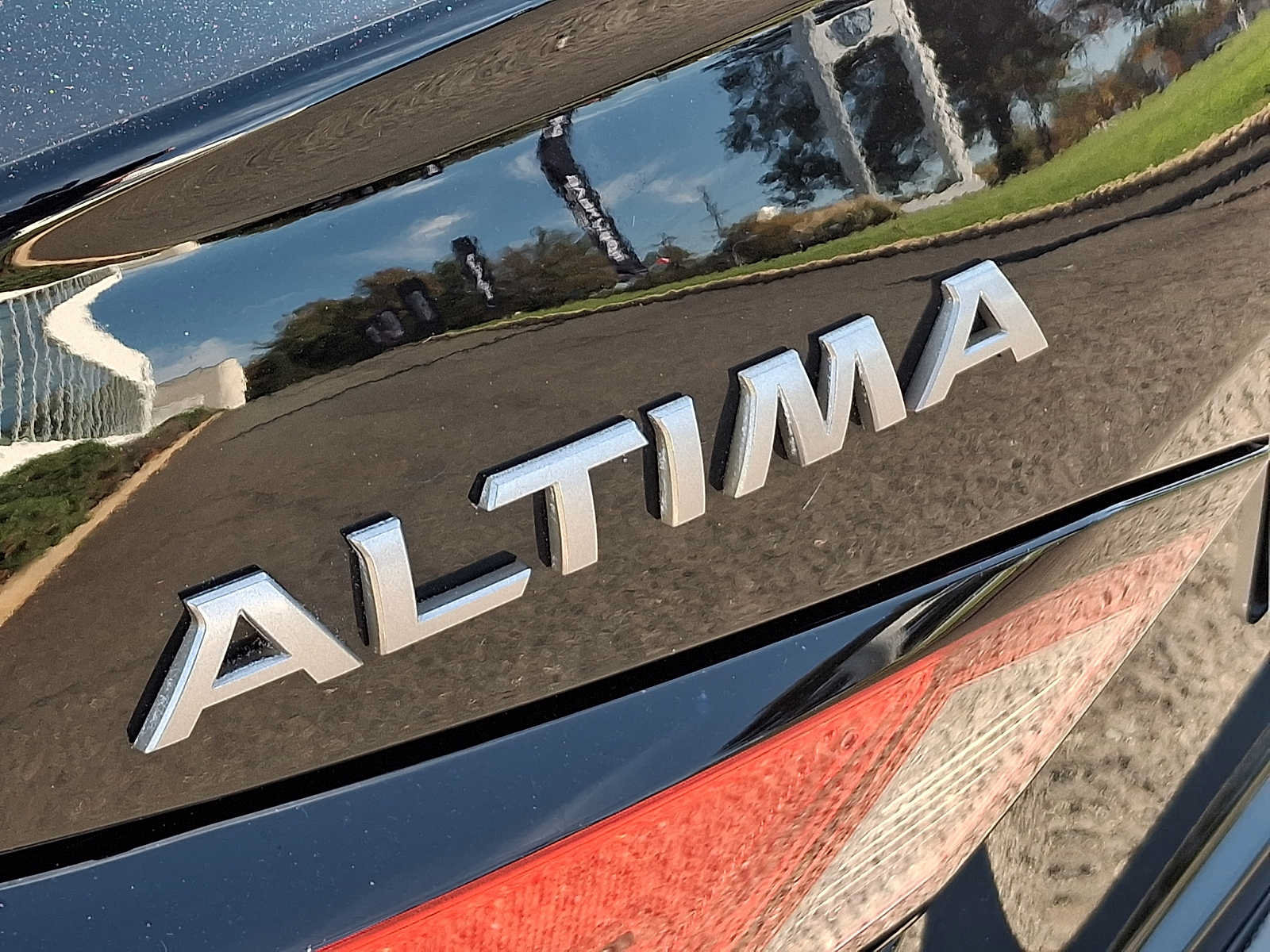 Used 2023 Nissan Altima 2.5 S FWD image 30