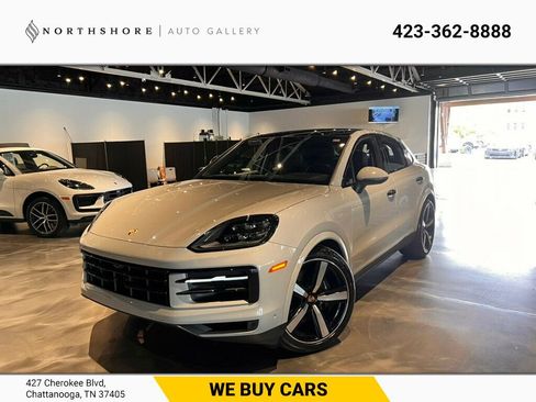 Used 2024 Porsche Cayenne Coupe AWD/4WD image 1