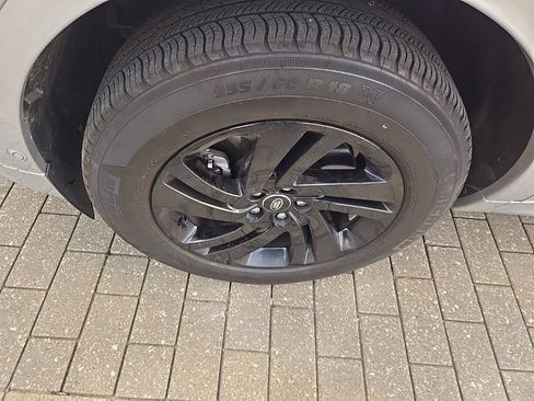 Certified 2025 Land Rover Discovery Sport S AWD/4WD image 10
