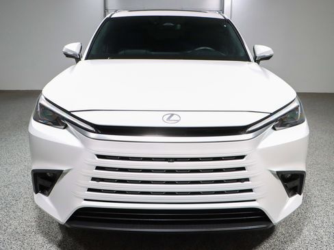 Used 2025 Lexus TX 350 AWD w/ Technology Package image 4