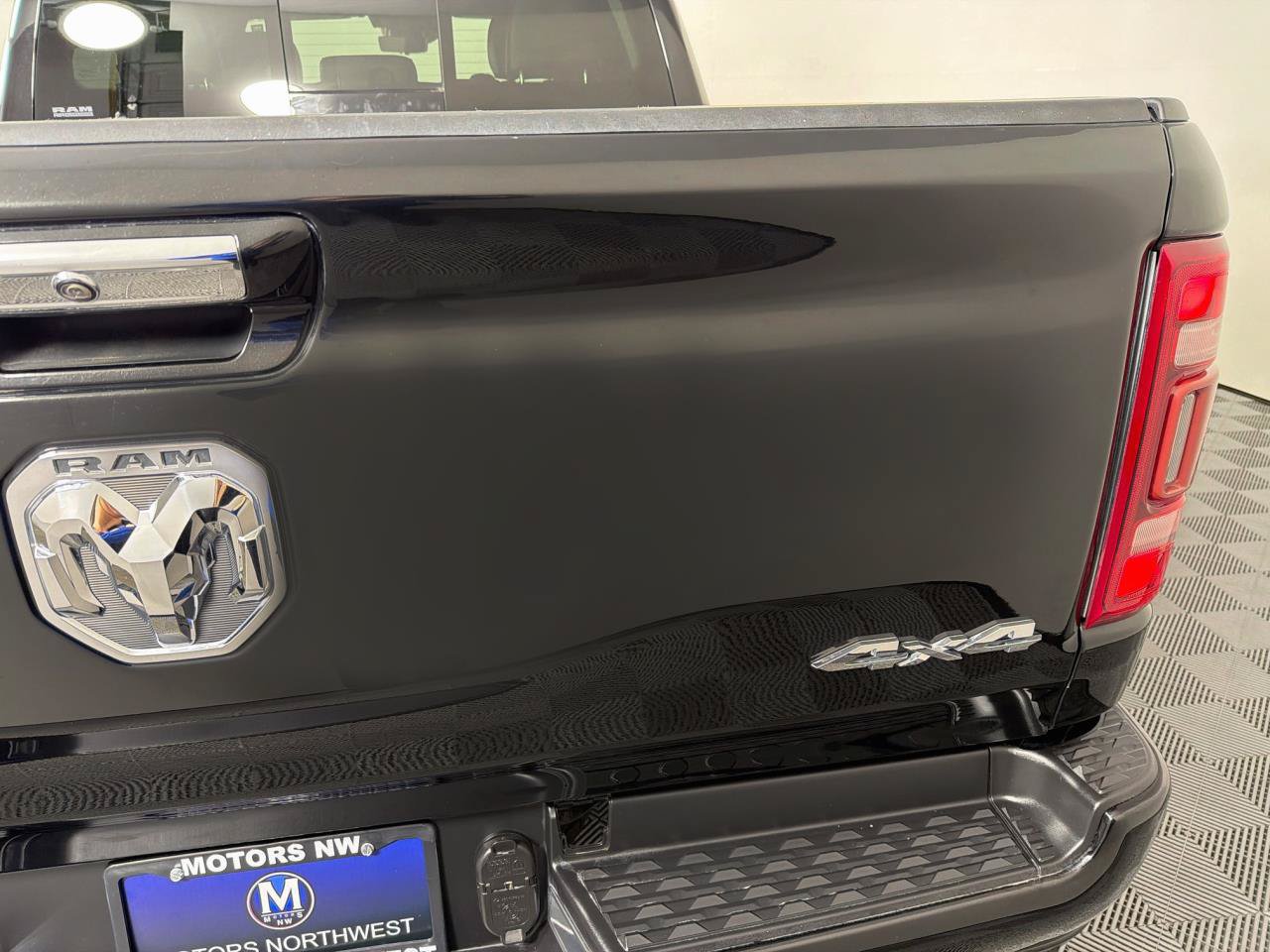 Used 2022 RAM 1500 Limited AWD/4WD image 24