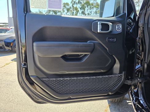 New 2026 Jeep Gladiator Sport image 11