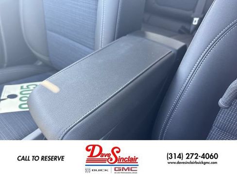 New 2026 Buick Envista Sport Touring w/ Convenience I Package FWD image 20