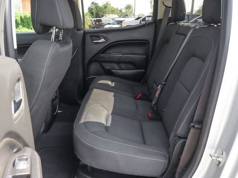 Used 2019 Chevrolet Colorado LT AWD/4WD image 35