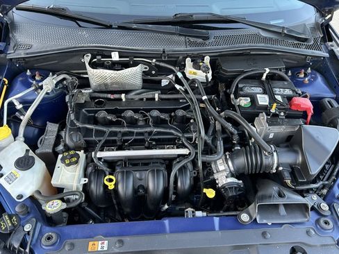Used 2009 Ford Focus SES FWD image 13