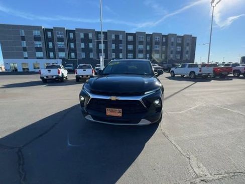 Used 2023 Chevrolet Blazer LT w/ Convenience Package image 3