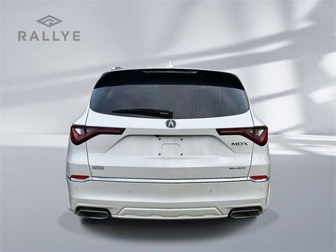 Used 2026 Acura MDX w/ Advance Package image 4