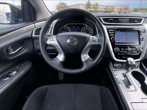 Used 2017 Nissan Murano SV AWD/4WD image 5