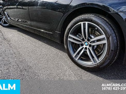 Used 2023 BMW 530i xDrive w/ Convenience Package image 15