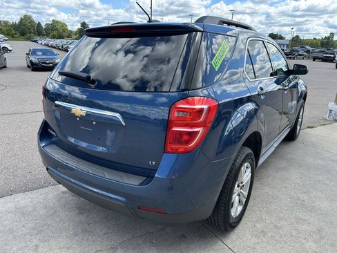 Used 2017 Chevrolet Equinox LT w/ Convenience Package FWD image 5