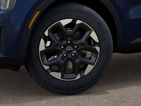 New 2026 Kia Sorento S image 9