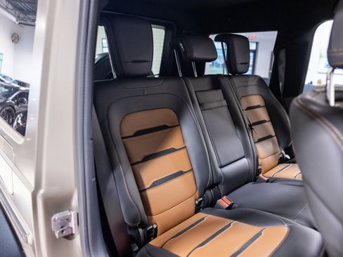 Used 2025 Mercedes-Benz G 63 AMG 4MATIC w/ Night Package Magno image 32