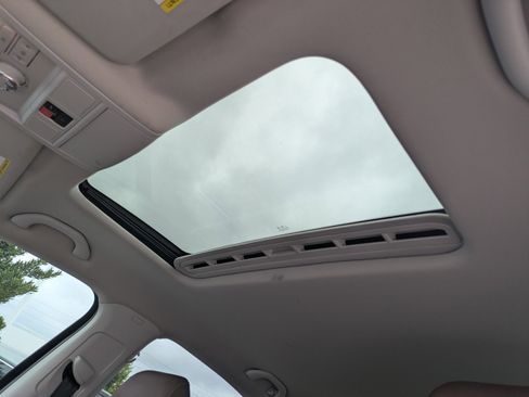 Used 2020 Volkswagen Passat 2.0T SEL image 20