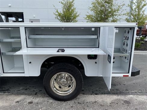 New 2025 Ford F550 XL 4WD Knapheide 11' Service B image 10