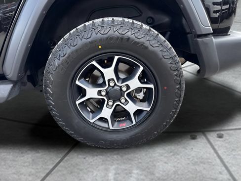 Used 2020 Jeep Wrangler Unlimited Sport S w/ Sun And Sound Package AWD/4WD image 25