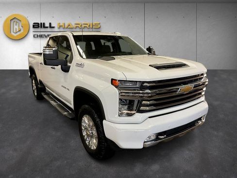 Used 2023 Chevrolet Silverado 2500 High Country image 10