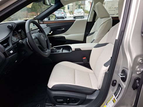 New 2025 Lexus ES 350 Premium image 9