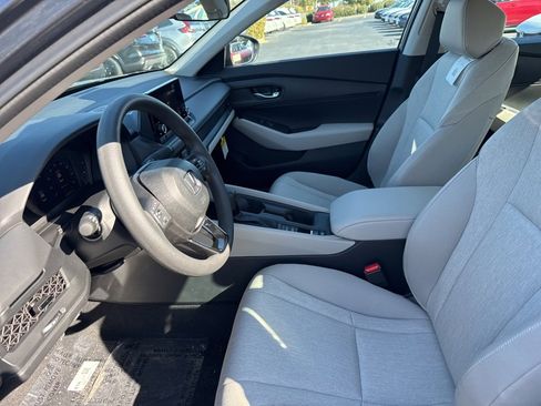 New 2025 Honda Accord LX image 19