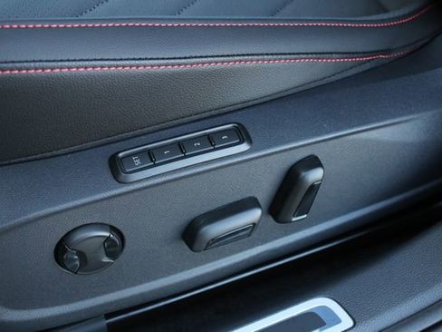 New 2026 Volkswagen Jetta GLI Autobahn FWD image 3
