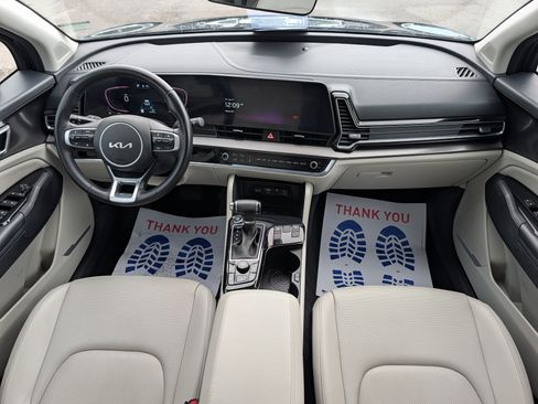 Used 2023 Kia Sportage EX FWD image 17