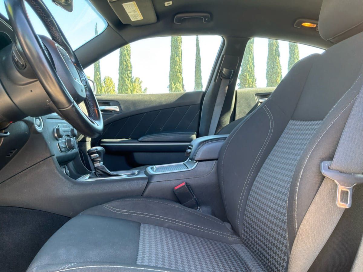 Used 2023 Dodge Charger SXT RWD image 18