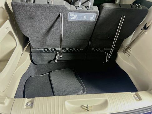 Used 2018 Chrysler Pacifica LX FWD image 25