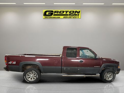 Used 2001 Chevrolet Silverado 2500 LS w/ Off-Road Skid Plate Pkg AWD/4WD image 5