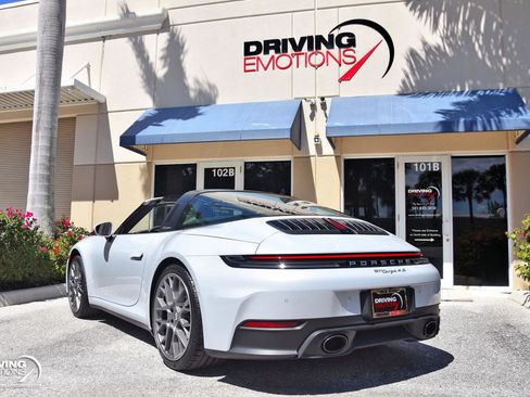 Used 2026 Porsche 911 Targa 4S AWD/4WD image 34