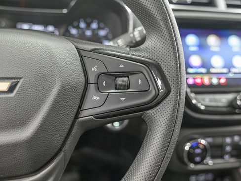 Used 2022 Chevrolet TrailBlazer LT w/ Convenience Package image 22