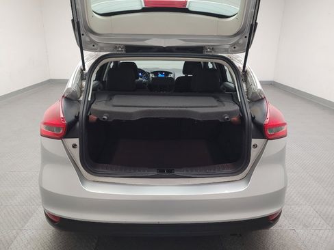 Used 2016 Ford Focus SE FWD image 29