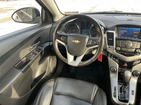 Used 2014 Chevrolet Cruze LT w/ RS Package image 17