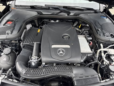 Used 2018 Mercedes-Benz E 300 4MATIC w/ Premium 1 Package image 15